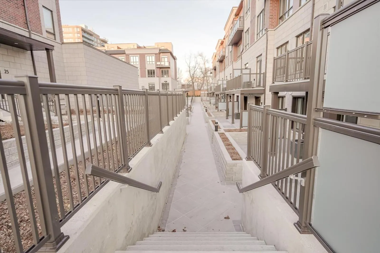 Ultra Luxurious 3 Bedroom 2 Bath 1 Parking Toronto Airport And Sq1 Mississauga Apartment